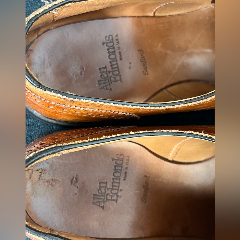 Allen Edmonds Sanford Tan Leather Cap Toe Medallion Men's Dress Shoes 9.5 D - Picture 9 of 10